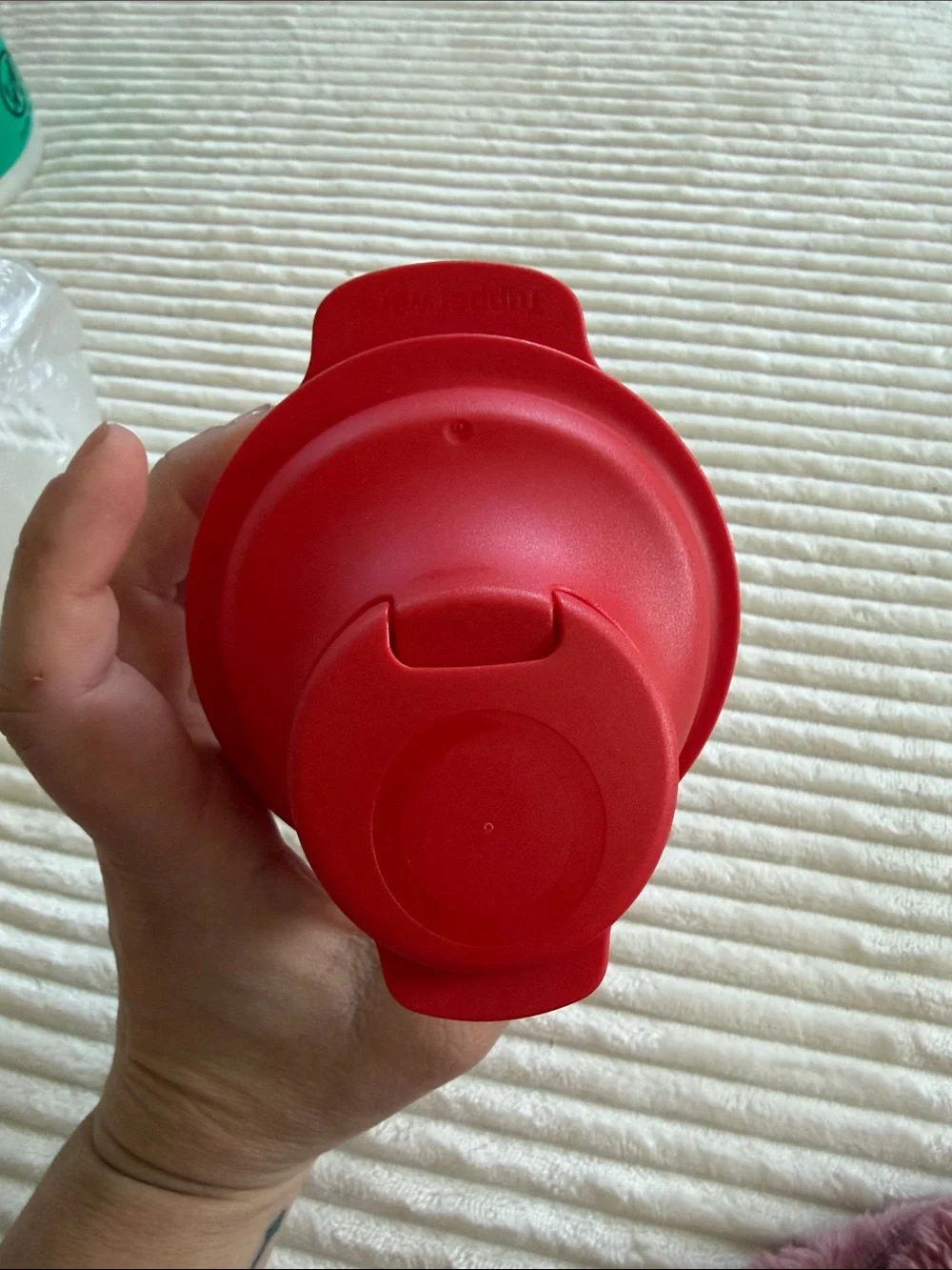 Tupperware E85 EZ Shaker 350 ml red 37097